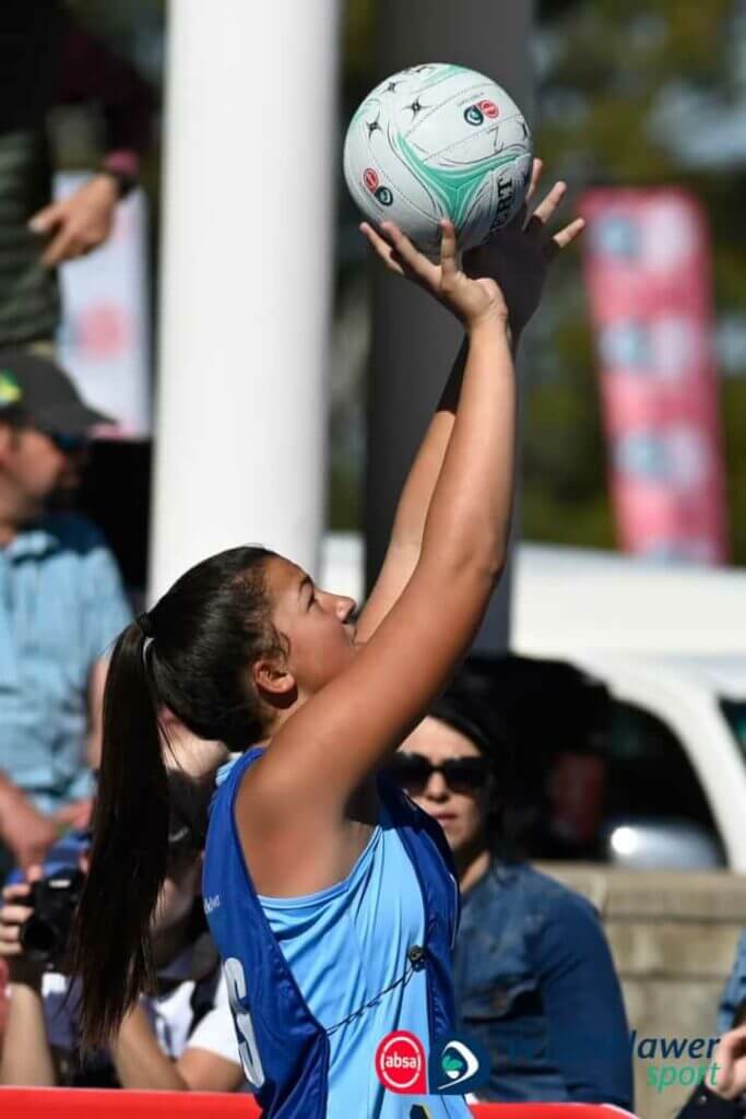 Diamantveld se Du Raan ‘n ware diamant vanuit Douglas op die netbalbaan