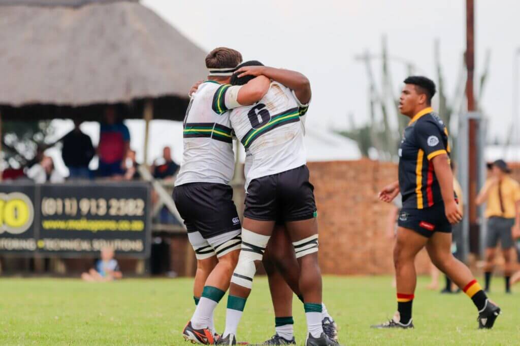 Rhinos se Duncan druk twee keer in naelbytsege oor Jansies