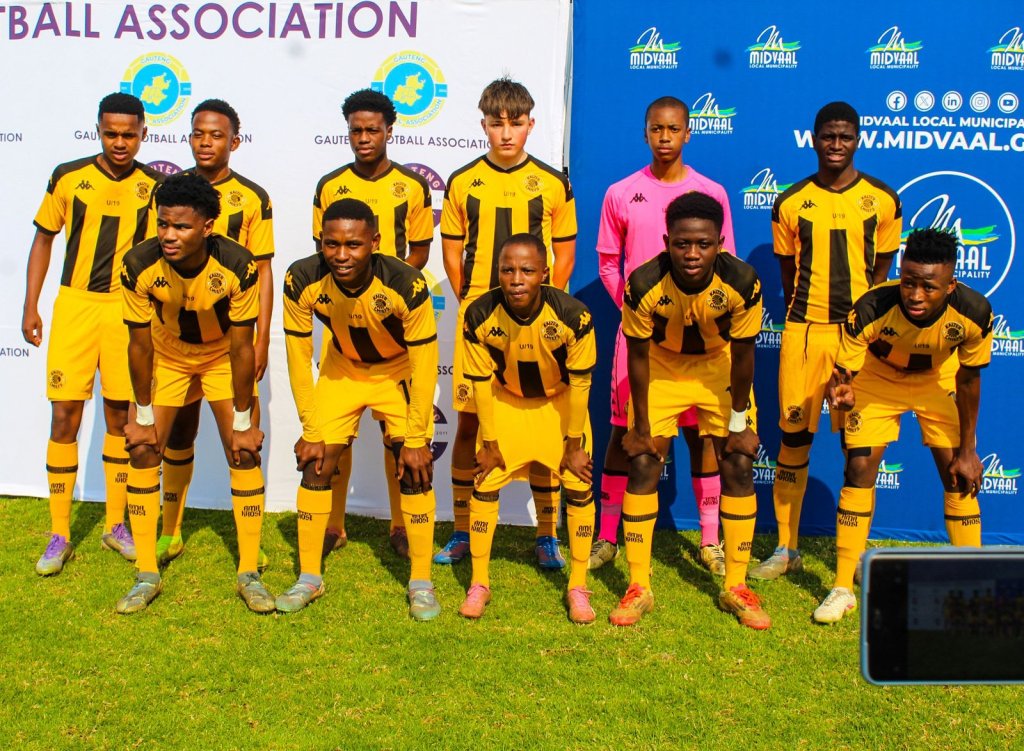 Highlands Park and Kaizer Chiefs win at home
